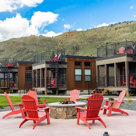 The Ridgeline Hotel At Yellowstone, Ascend Hotel Collection Гардинър Екстериор снимка