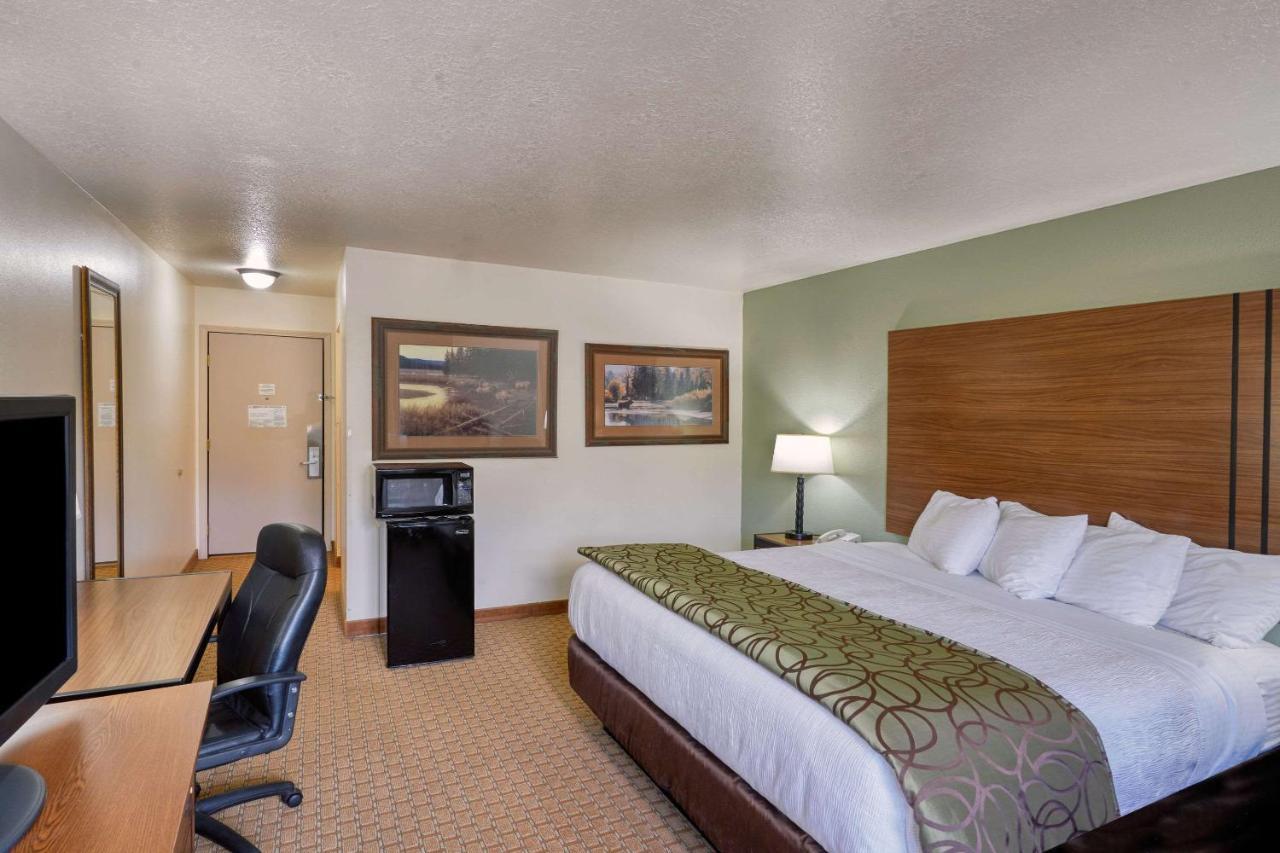 The Ridgeline Hotel At Yellowstone, Ascend Hotel Collection Гардинър Екстериор снимка