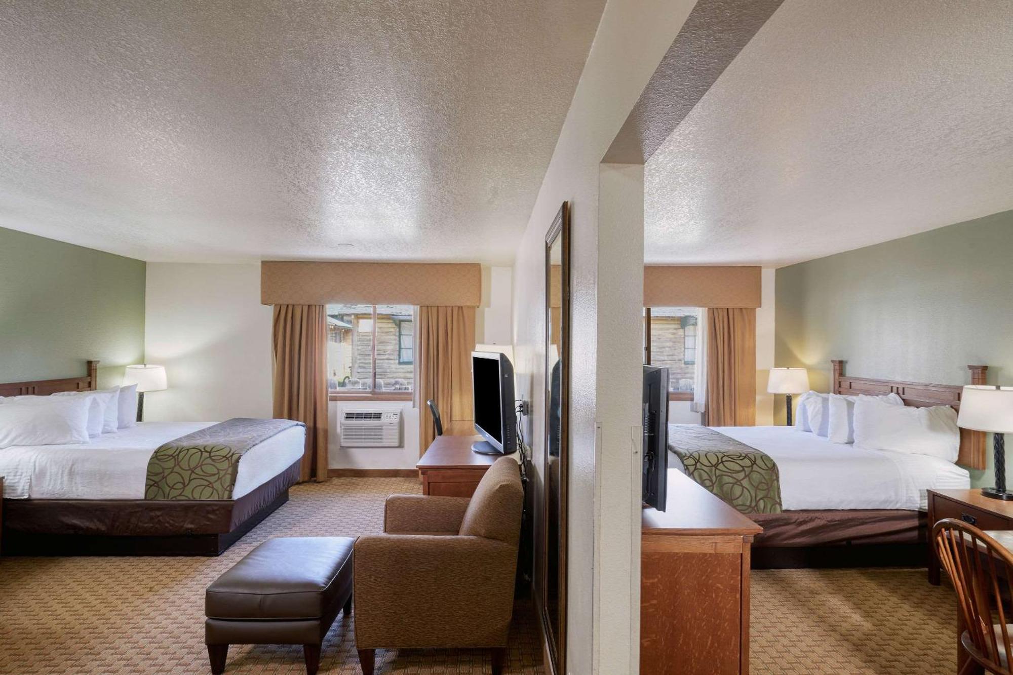 The Ridgeline Hotel At Yellowstone, Ascend Hotel Collection Гардинър Екстериор снимка