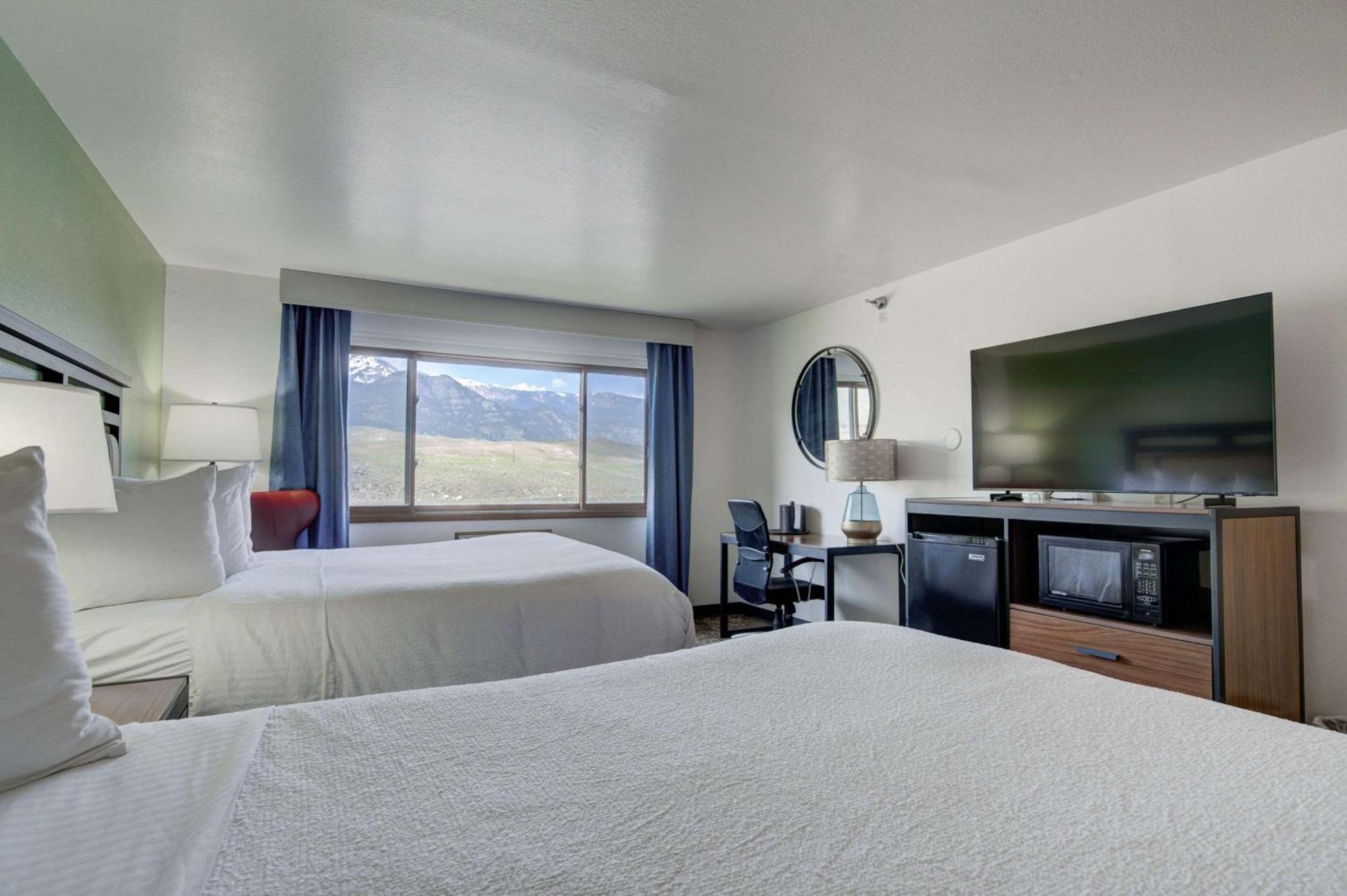 The Ridgeline Hotel At Yellowstone, Ascend Hotel Collection Гардинър Екстериор снимка