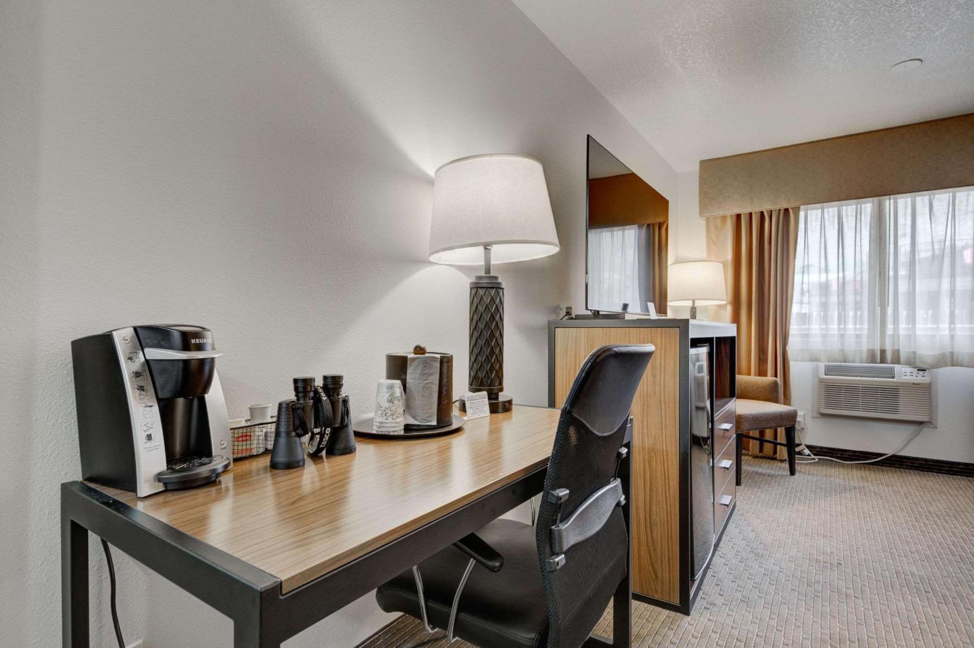 The Ridgeline Hotel At Yellowstone, Ascend Hotel Collection Гардинър Екстериор снимка