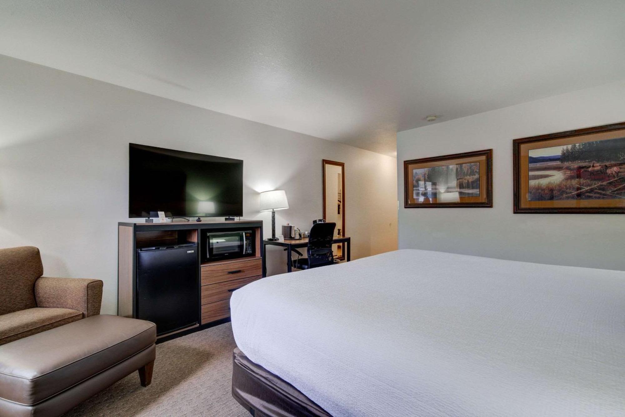 The Ridgeline Hotel At Yellowstone, Ascend Hotel Collection Гардинър Екстериор снимка