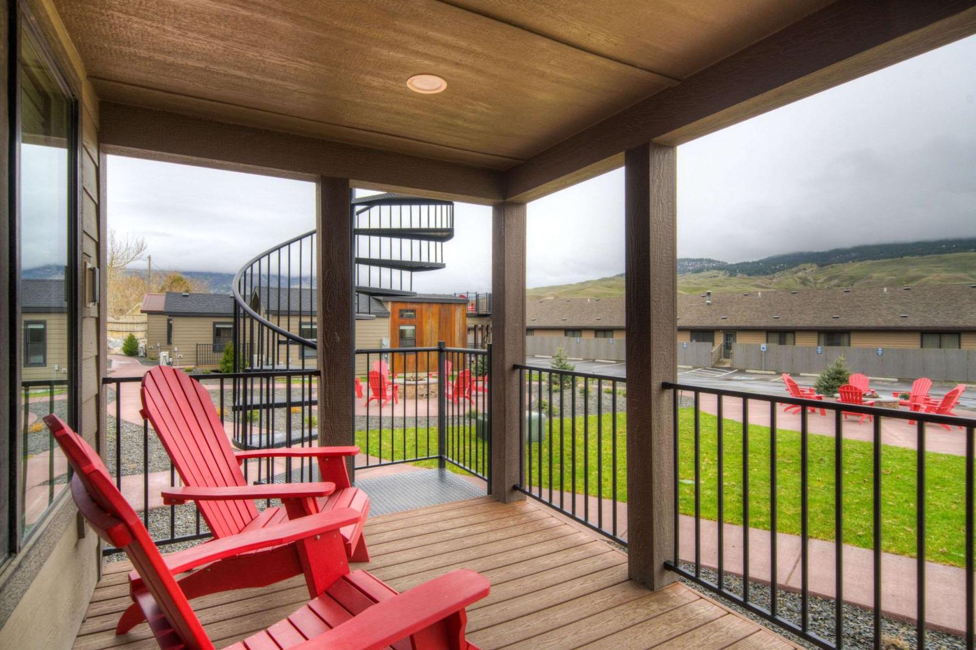 The Ridgeline Hotel At Yellowstone, Ascend Hotel Collection Гардинър Екстериор снимка